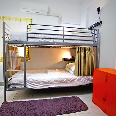 Navel Orange Hostel T'ai-tung Esterno foto
